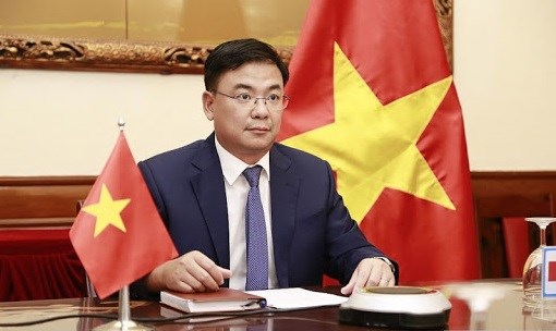 越南与马来西亚高级官员战略对话以线上形式举行